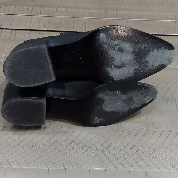 Vince Black Leather Chelsea Booties Sz 7.5 - Picture 7 of 13